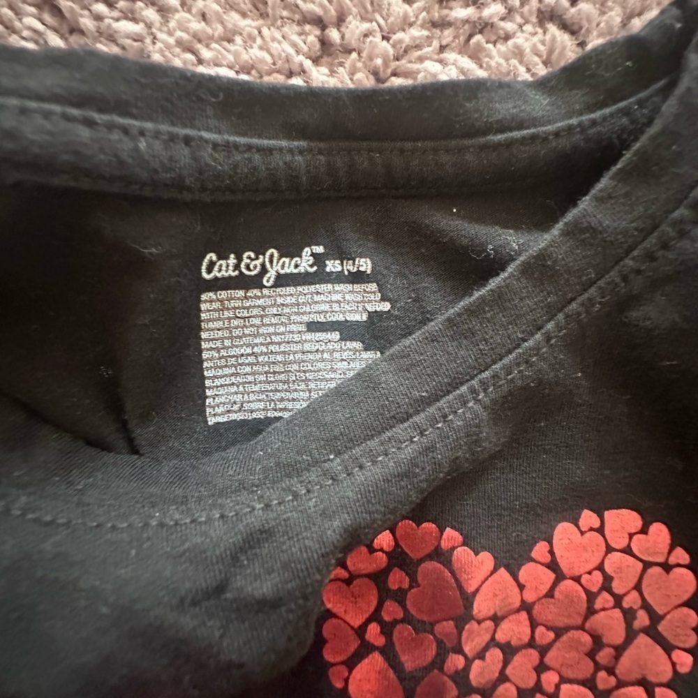 Preloved Cat & Jack Black and Pink Kids Love T-Shirt - Picture 2 of 3